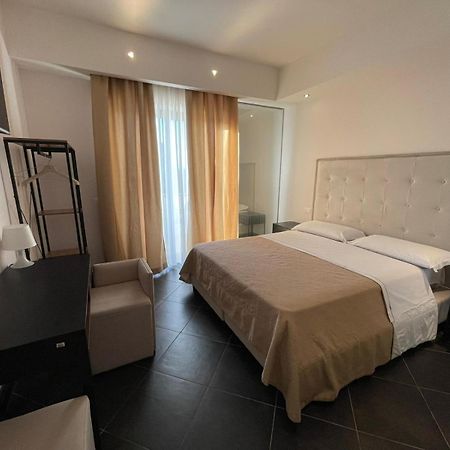 Hotel Briganti Квалиано Экстерьер фото