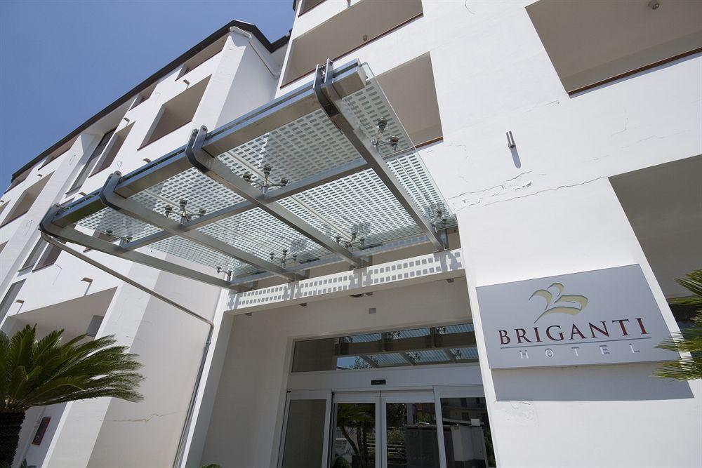 Hotel Briganti Квалиано Экстерьер фото