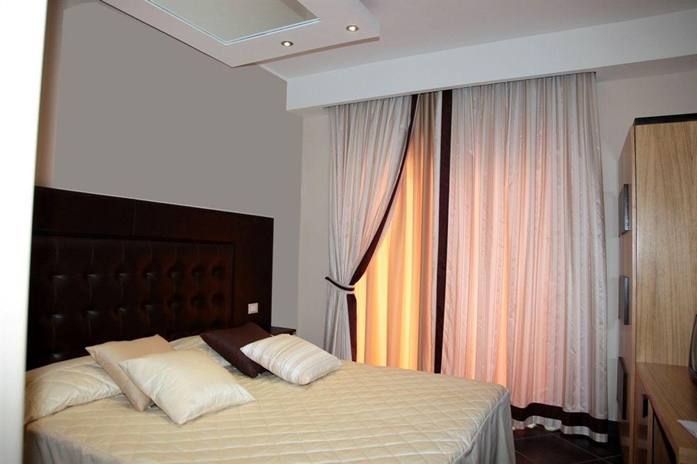 Hotel Briganti Квалиано Экстерьер фото